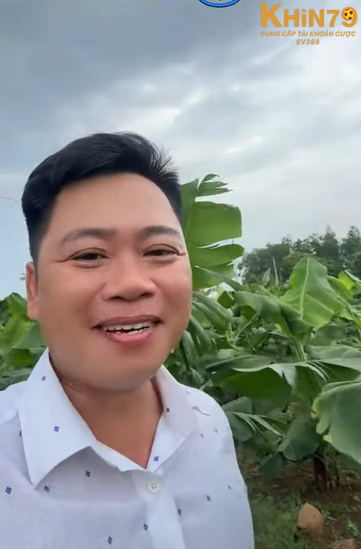 Phong cách đá gà của Long Thomo rất độc đáo
